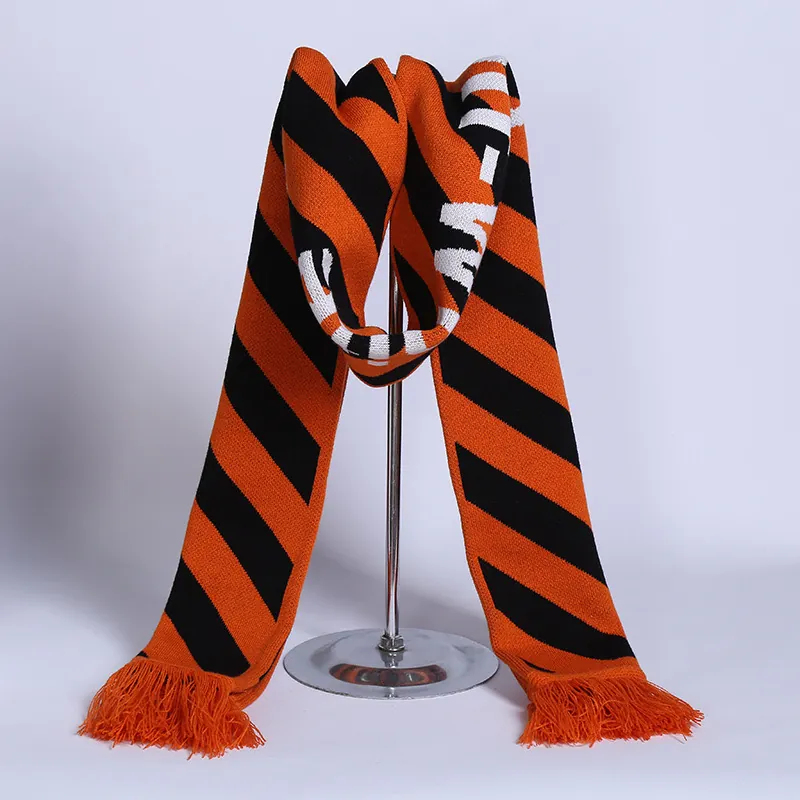 Fan scarf, Football